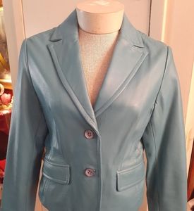 Petite Sophisticate leather jacket